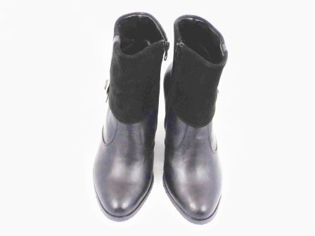 Ghete dama negre Roma, piele naturala, toc inalt si fermoar lateral.