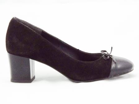 Pantofi dama negri din piele antilopa cu varf din piele lacuita,accesorizati cu o fundita eleganta, cu toc de 5 cm.