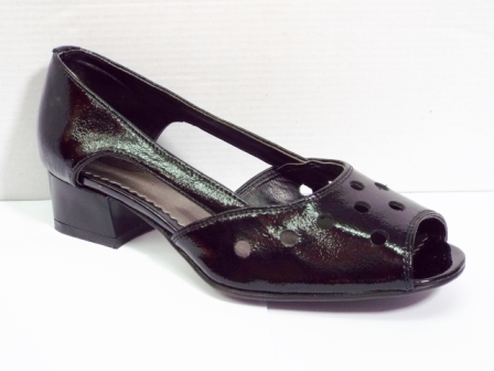 Sandale dama negre din piele naturala , cu model perforat