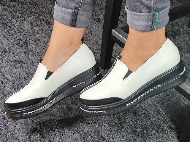 Pantofi dama albi Perla
