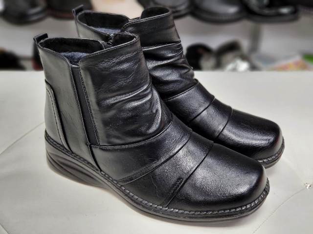 Ghete dama negre Tora