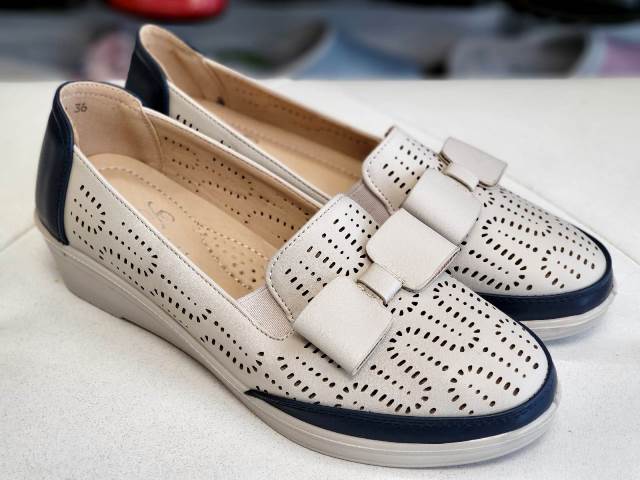 Pantofi dama bej Lisa