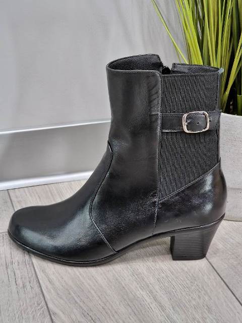 Ghete dama piele negre Doinita6